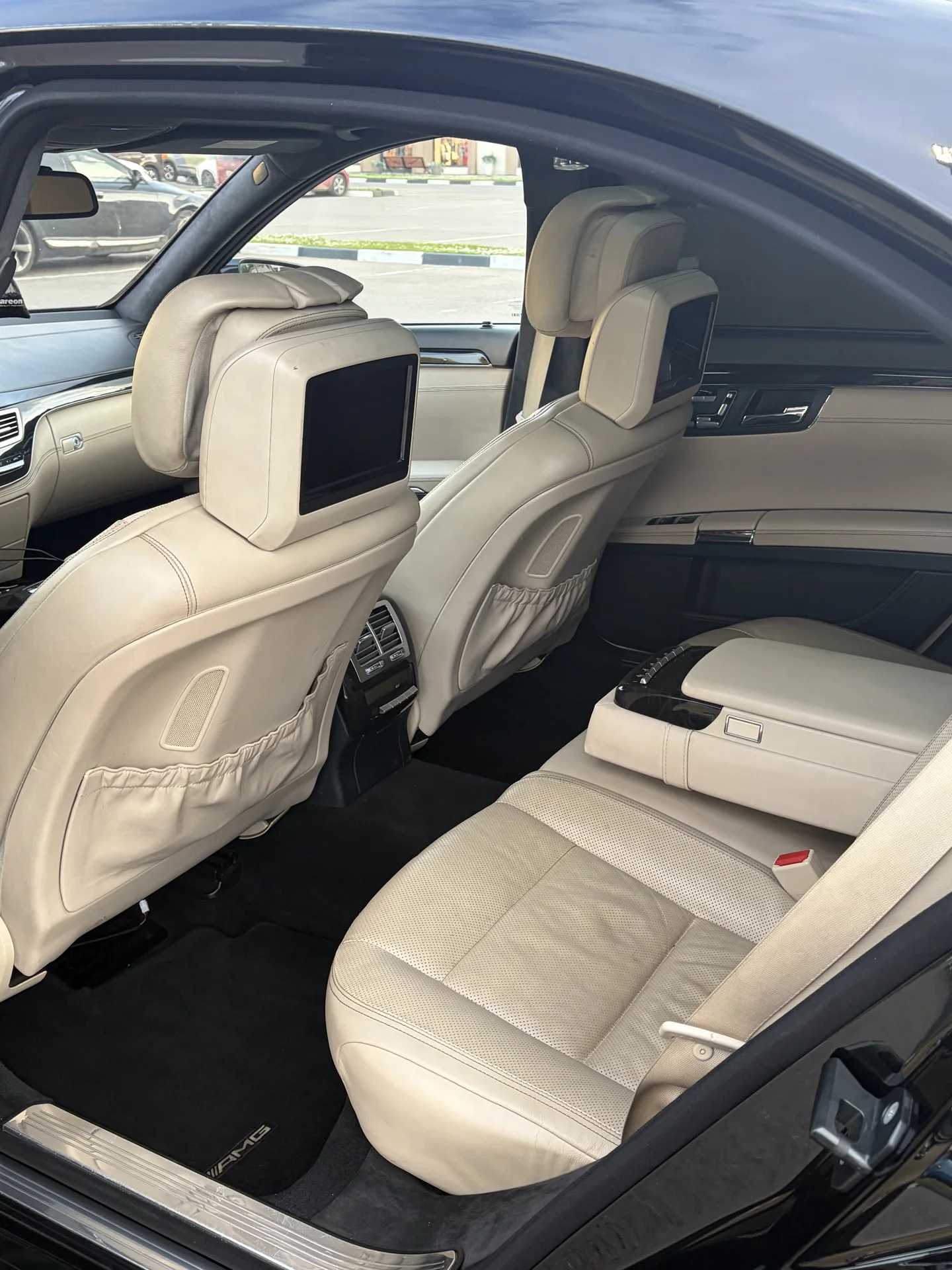 Mercedes Benz S500 - миниатюра 13