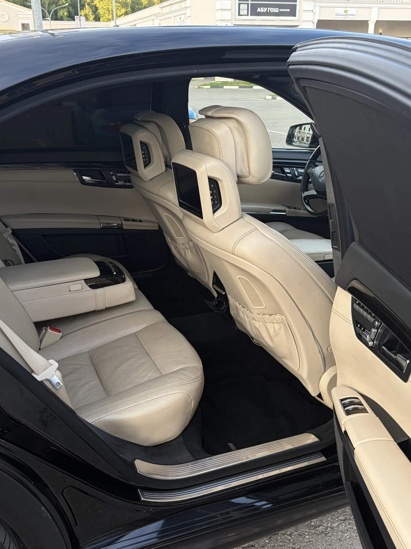 Mercedes Benz S500 - миниатюра 15
