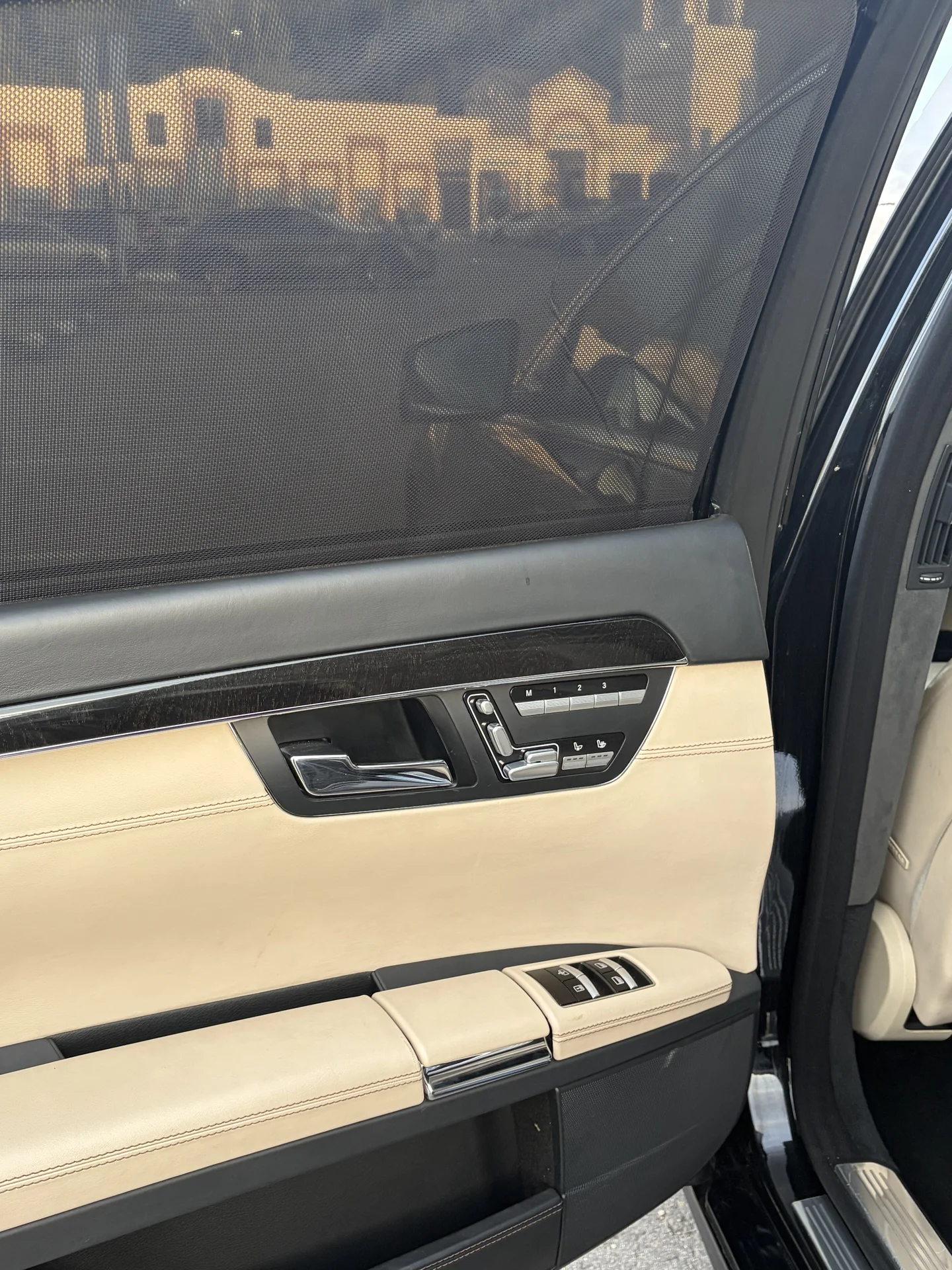 Mercedes Benz S500 - миниатюра 16