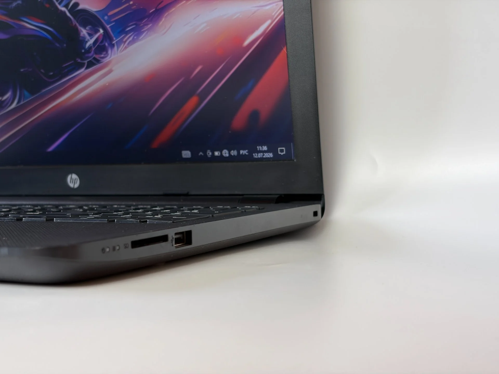 Игровой ноутбук HP 2 видеокарты - миниатюра 3