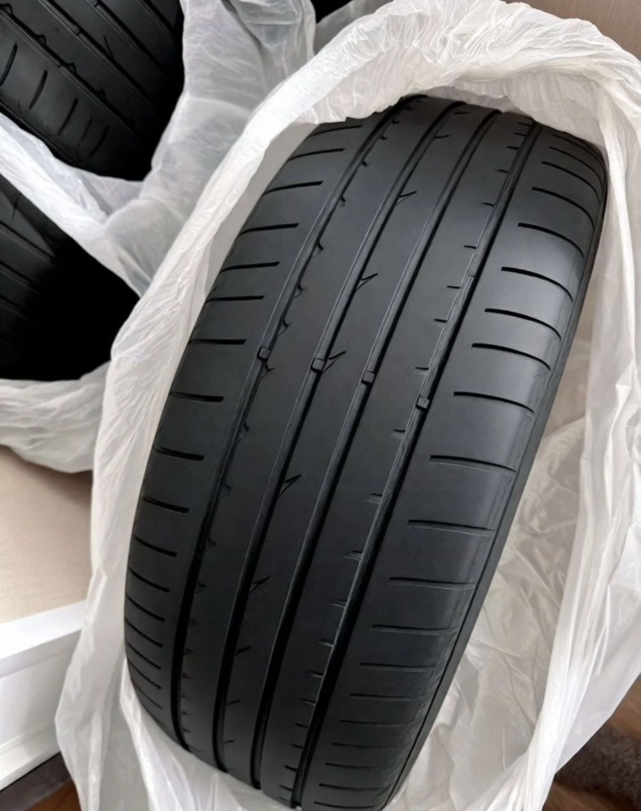 Hankook AH22 225/60 R17 - миниатюра 3