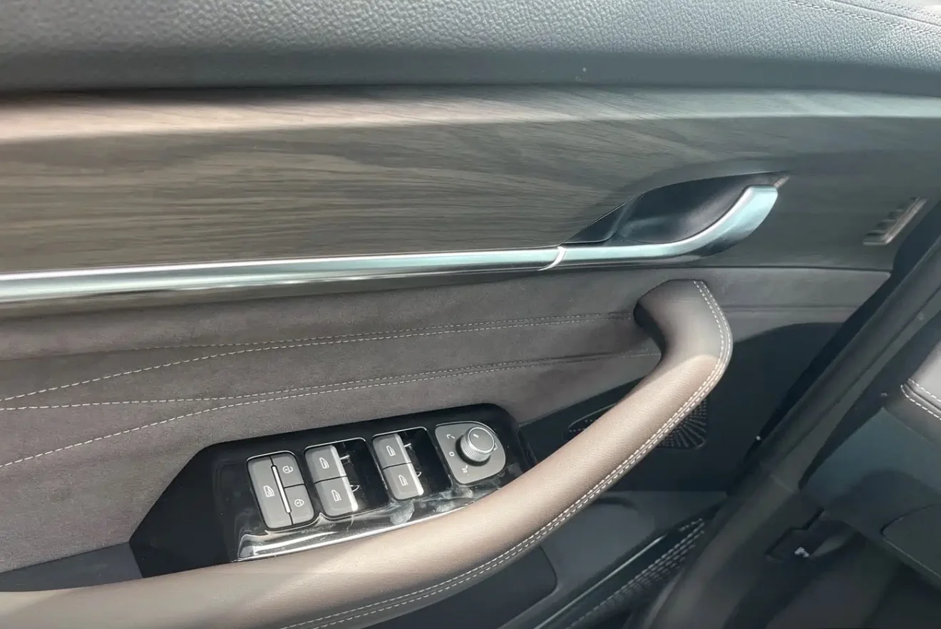 Geely Monjaro - миниатюра 16