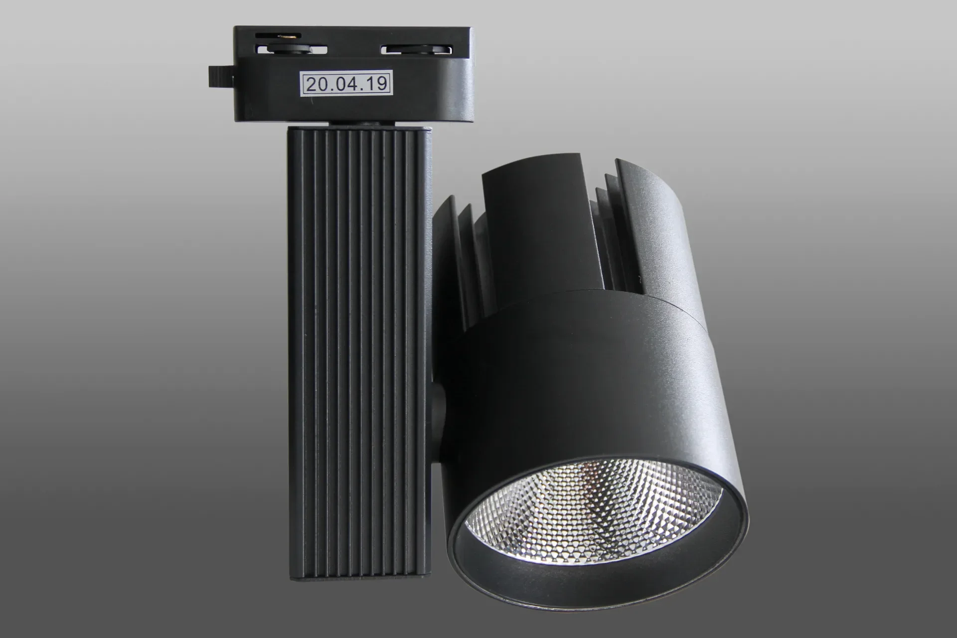 Трековый светодиодный светильник DT-163 (30W - изображение 1