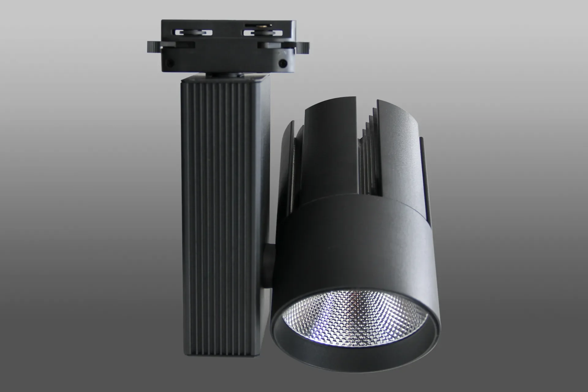 Трековый светодиодный светильник DT-168 (40W - изображение 1