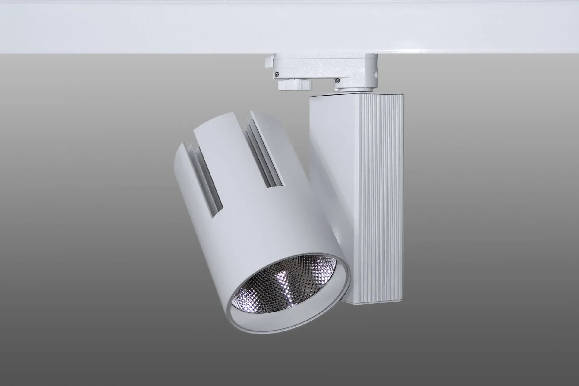 Трековый светодиодный светильник DT-205 (40W - изображение 1