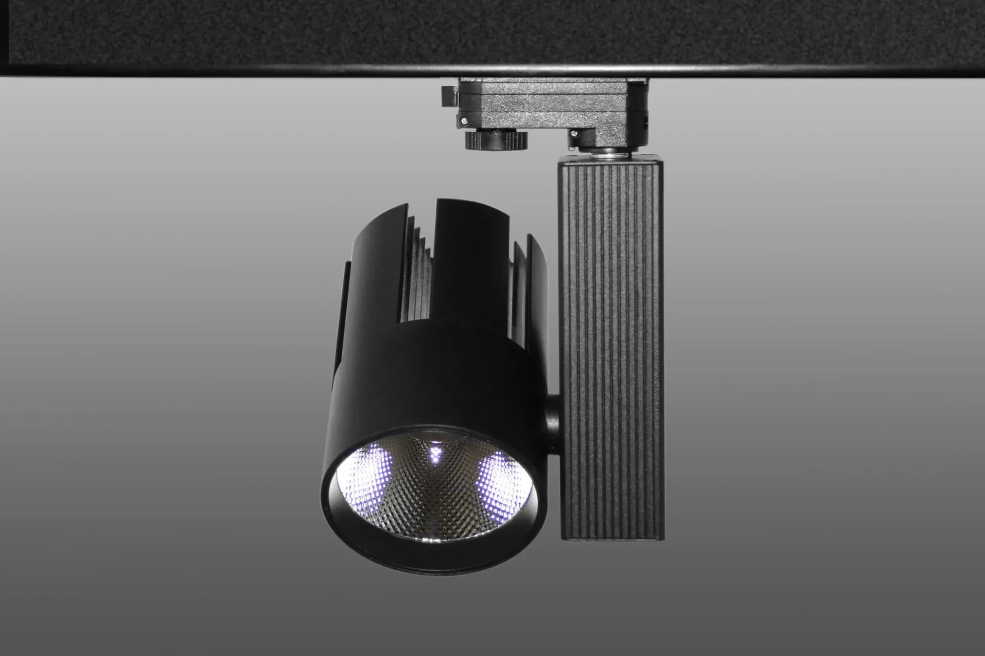 Трековый светодиодный светильник DT-208 (40W - изображение 1