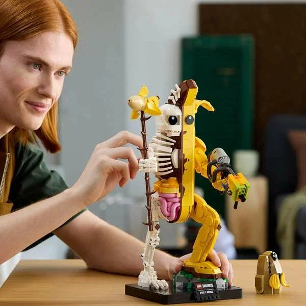 конструктор LEGO Fortnight Peely bone - миниатюра 2