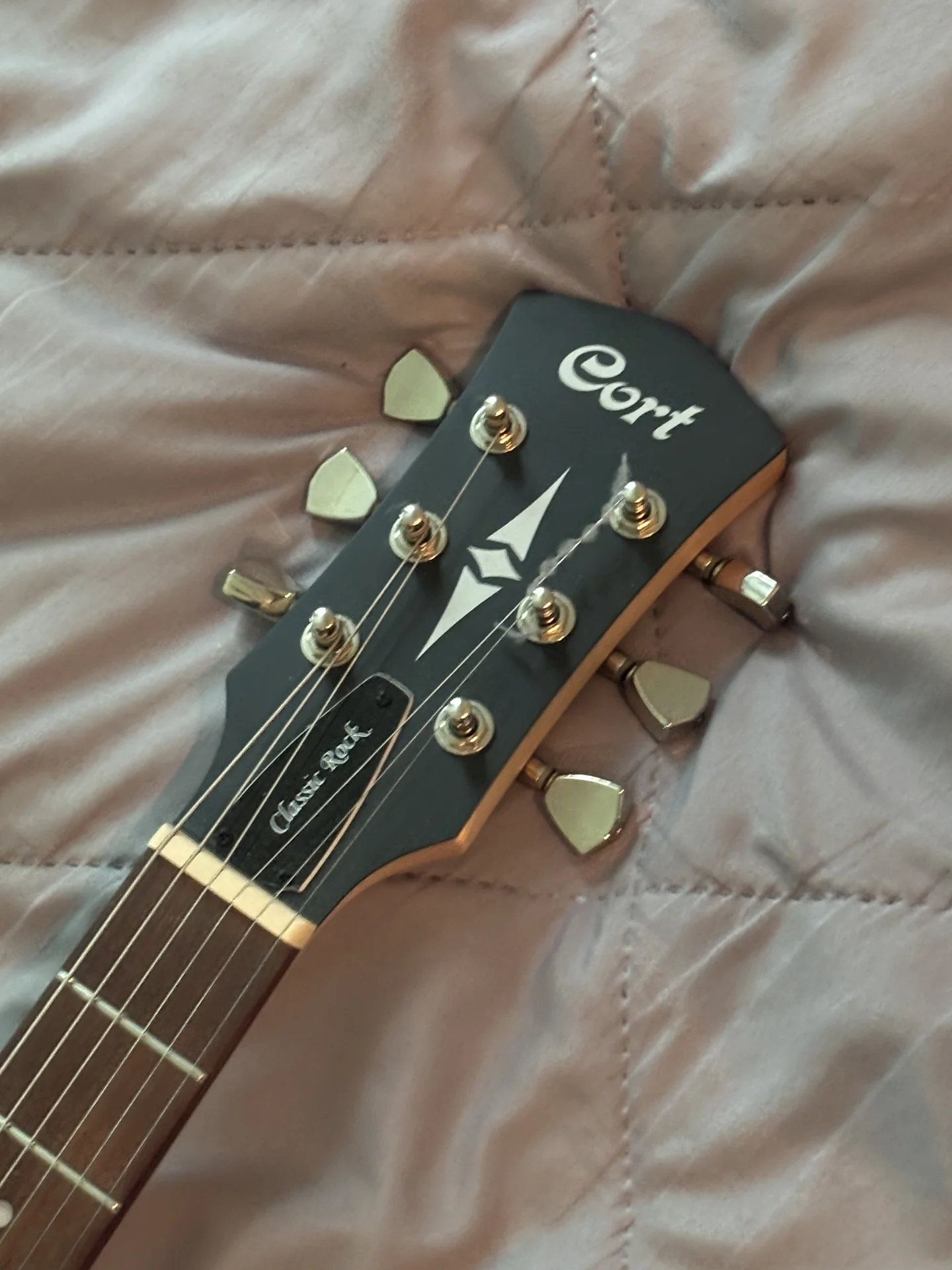 Cort CR100-CRS Classic Rock Электрогитара, красный - миниатюра 3