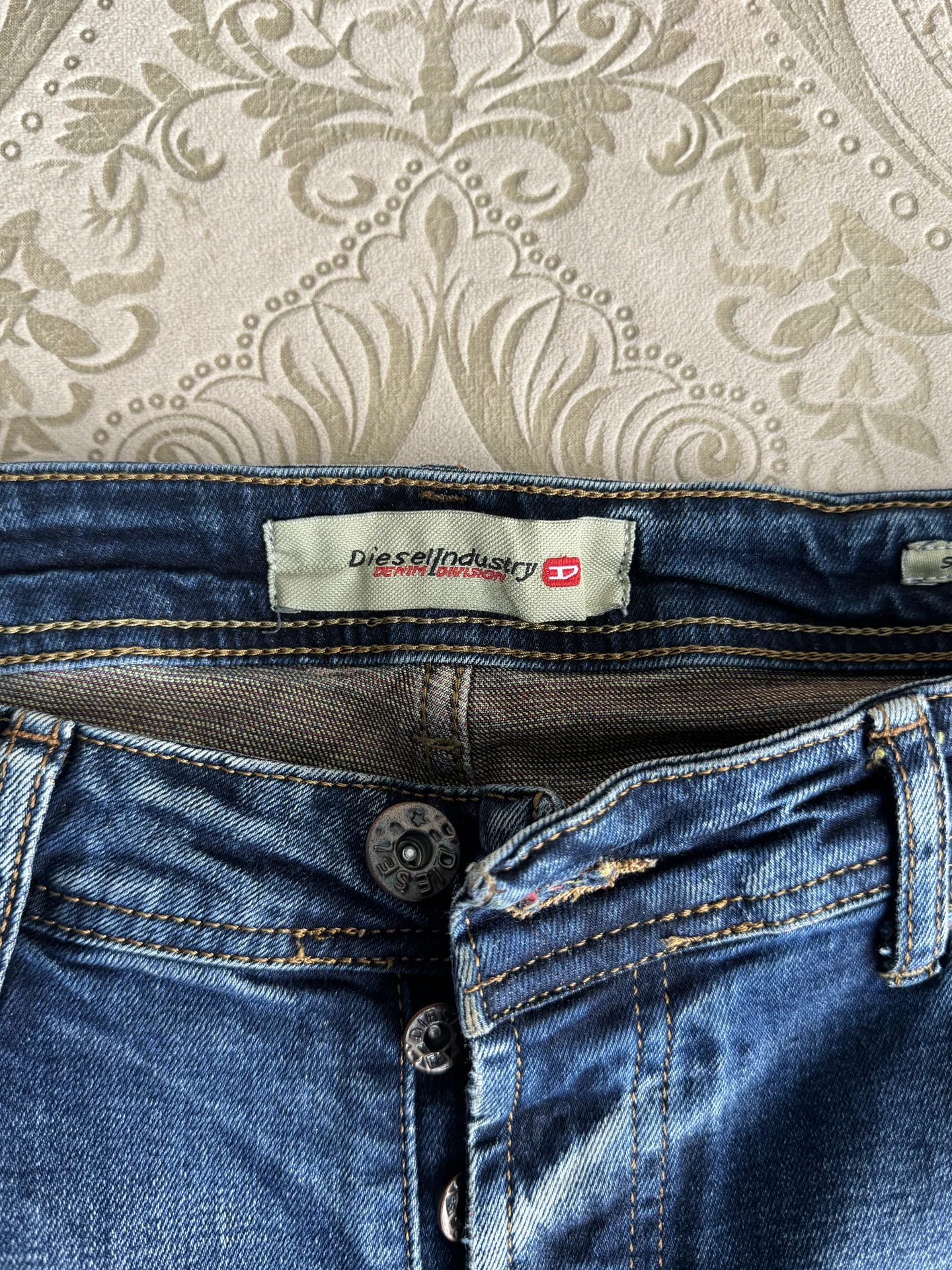Джинсы DIESEL slim fit - миниатюра 4