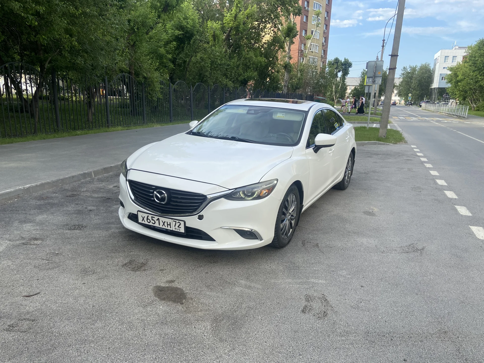 Автомобиль mazda 6 - миниатюра 8