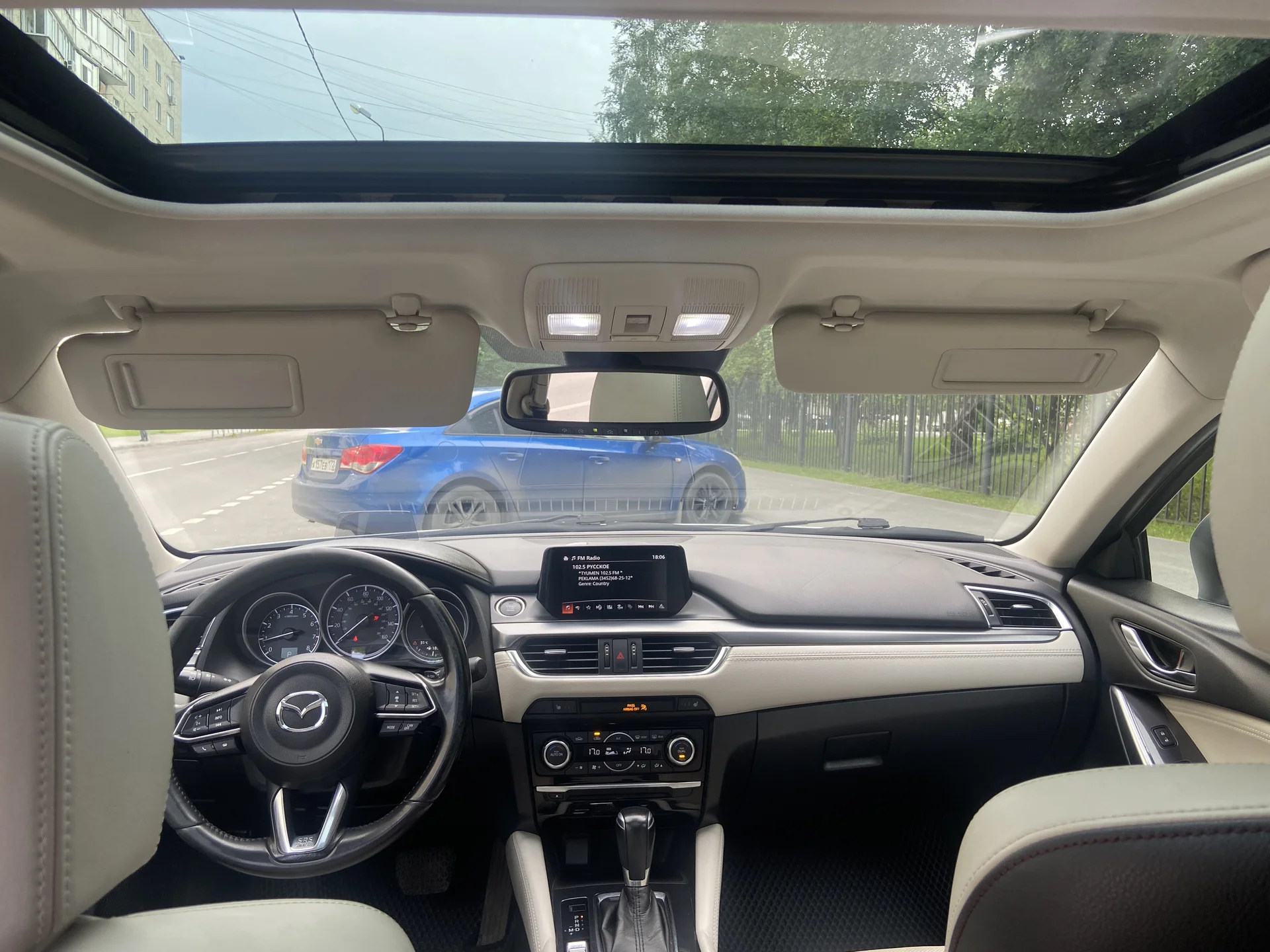 Автомобиль mazda 6 - миниатюра 15