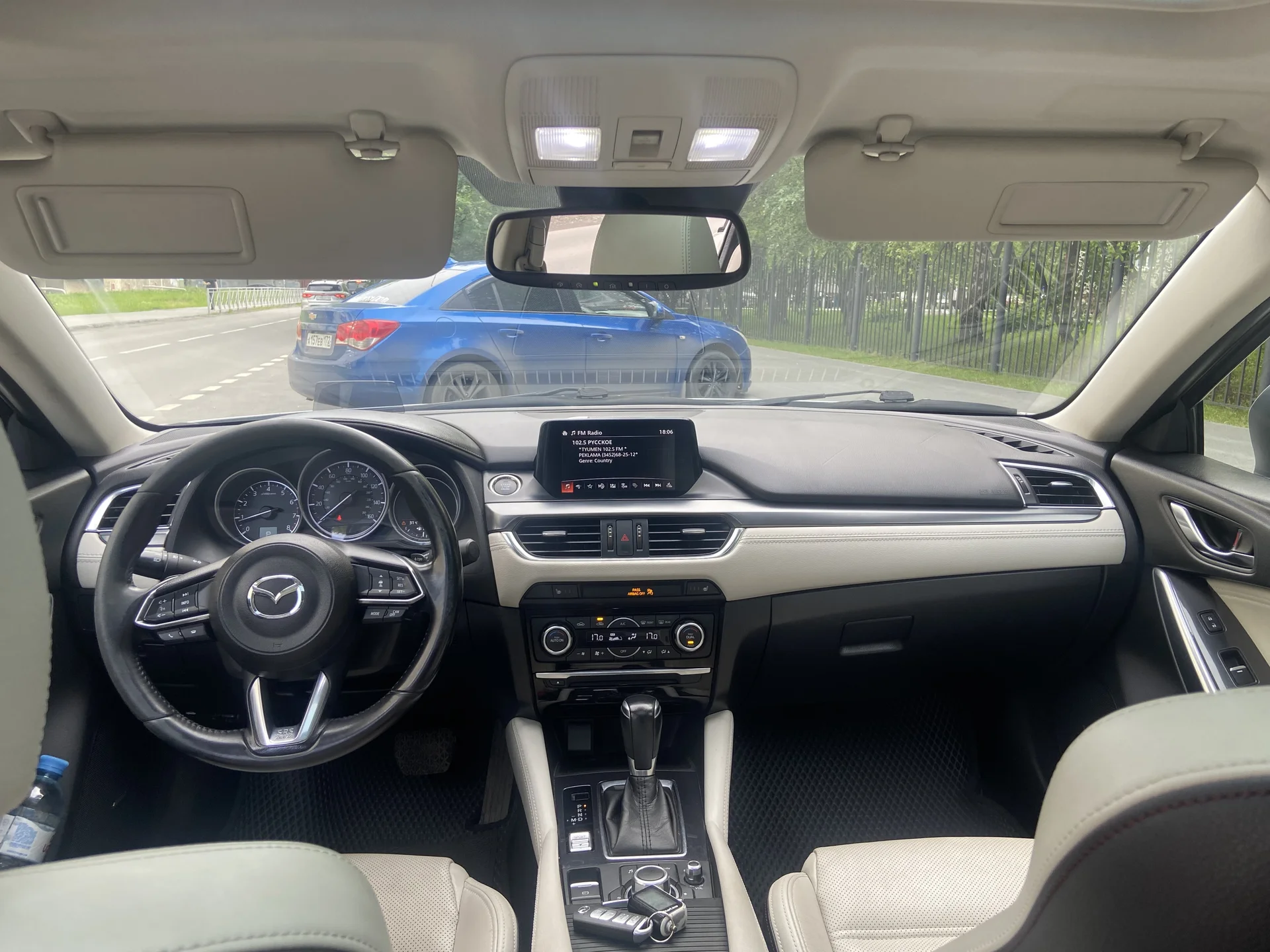 Автомобиль mazda 6 - миниатюра 16