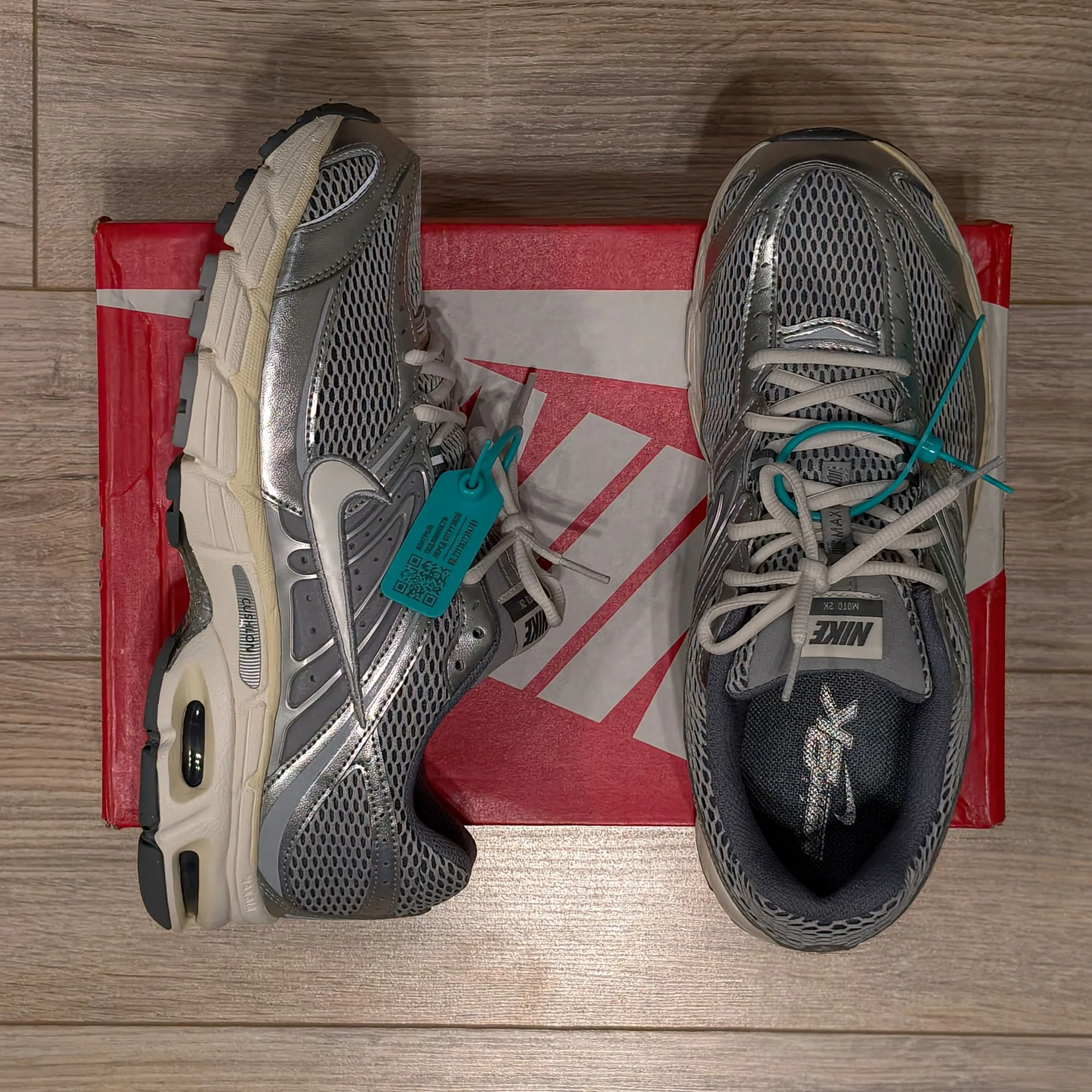 кроссовки Nike air max moto 2k 46eu - миниатюра 3