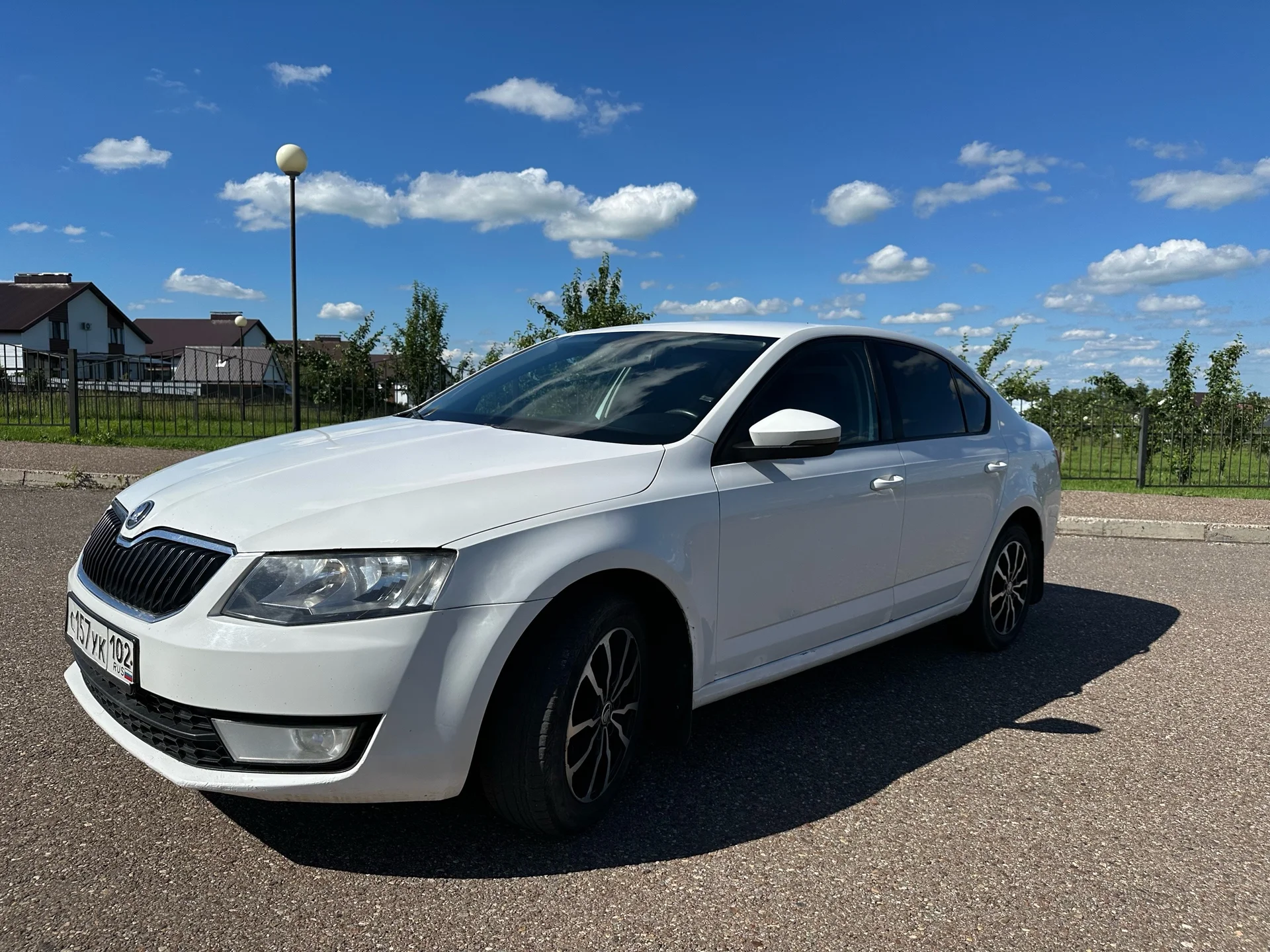 Skoda Octavia a7 1.2 tsi DSG7 2013г - изображение 1