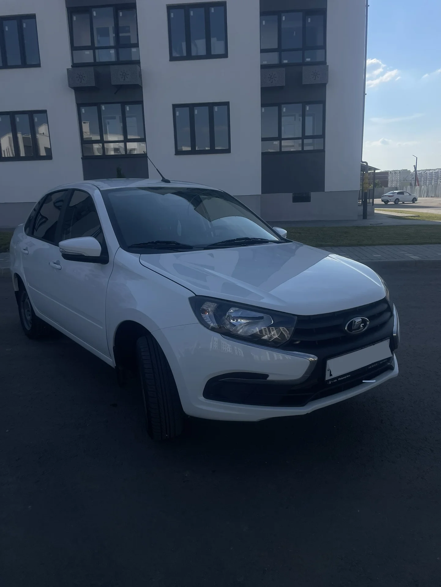 Lada Granta 2024 - миниатюра 2
