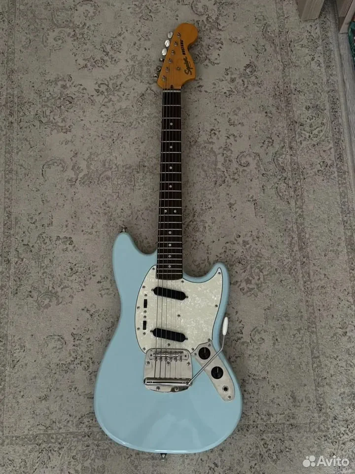 Squier Classic Vibe Mustang - изображение 1