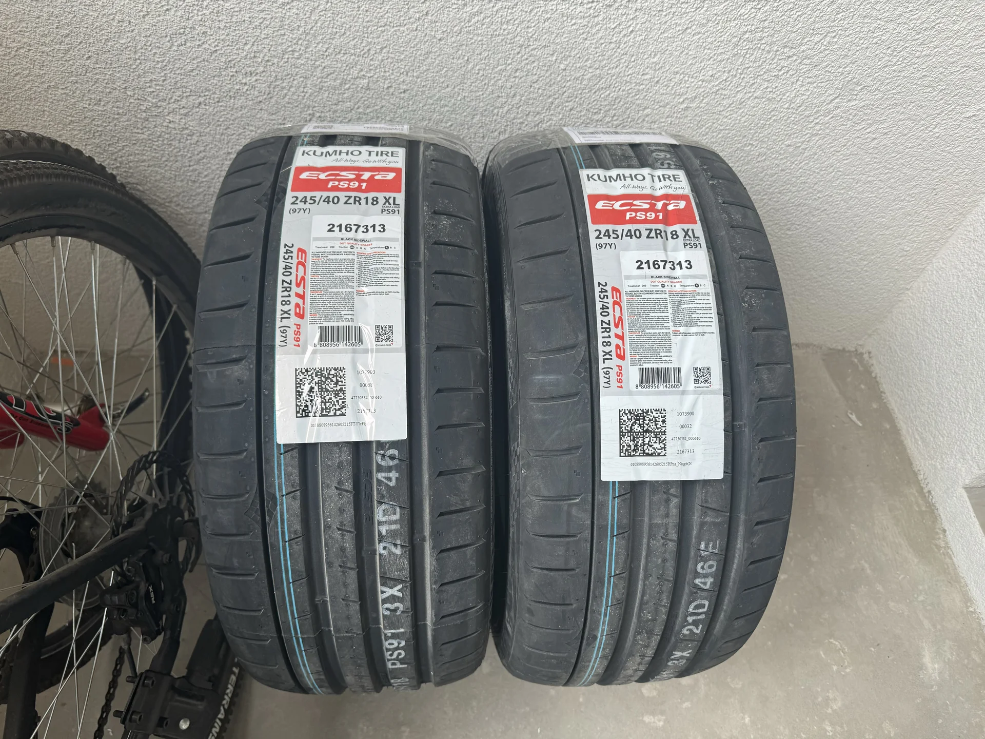 Летняя резина Kumho PS91 245/40 R18 97Y - миниатюра 9