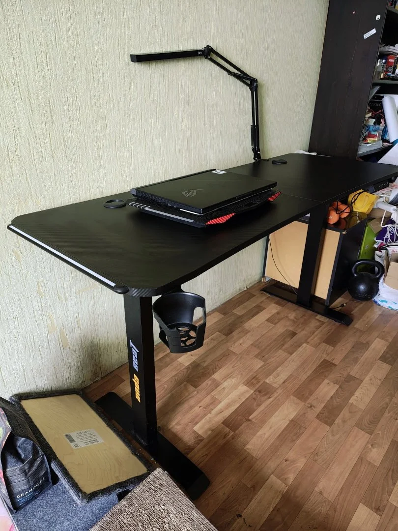 Компьютерный стол игровой Andaseat Terminator - миниатюра 4
