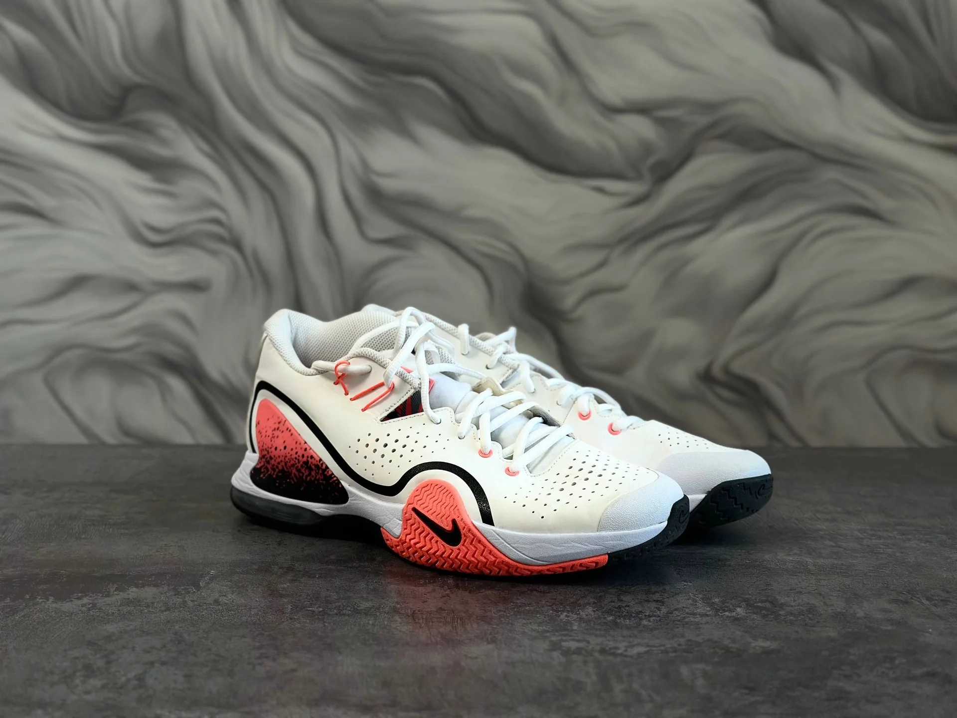 Теннисные кроссовки Nike - изображение 1