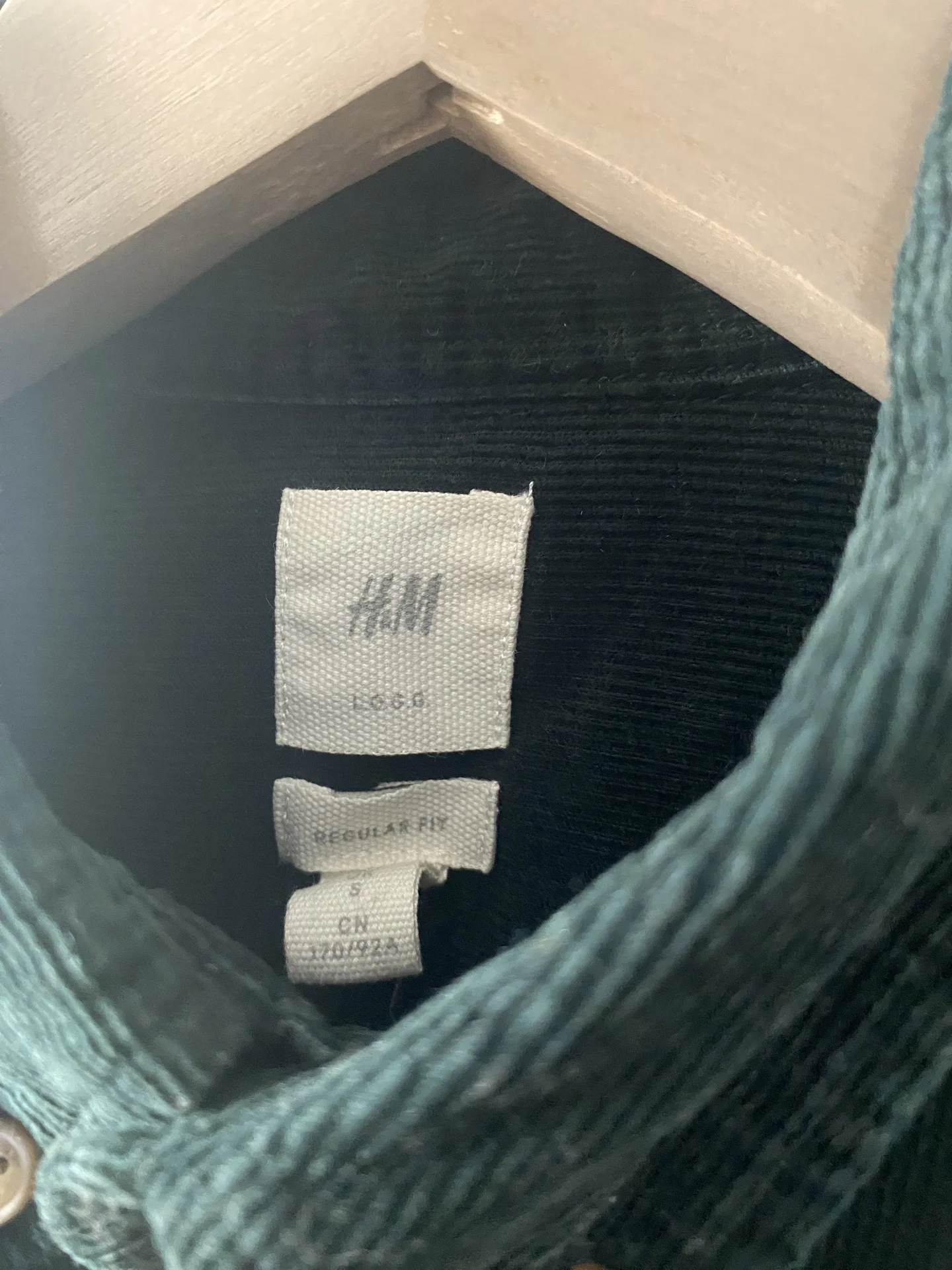 Рубашка мужская вельветовая изумрудная H&M S - миниатюра 2