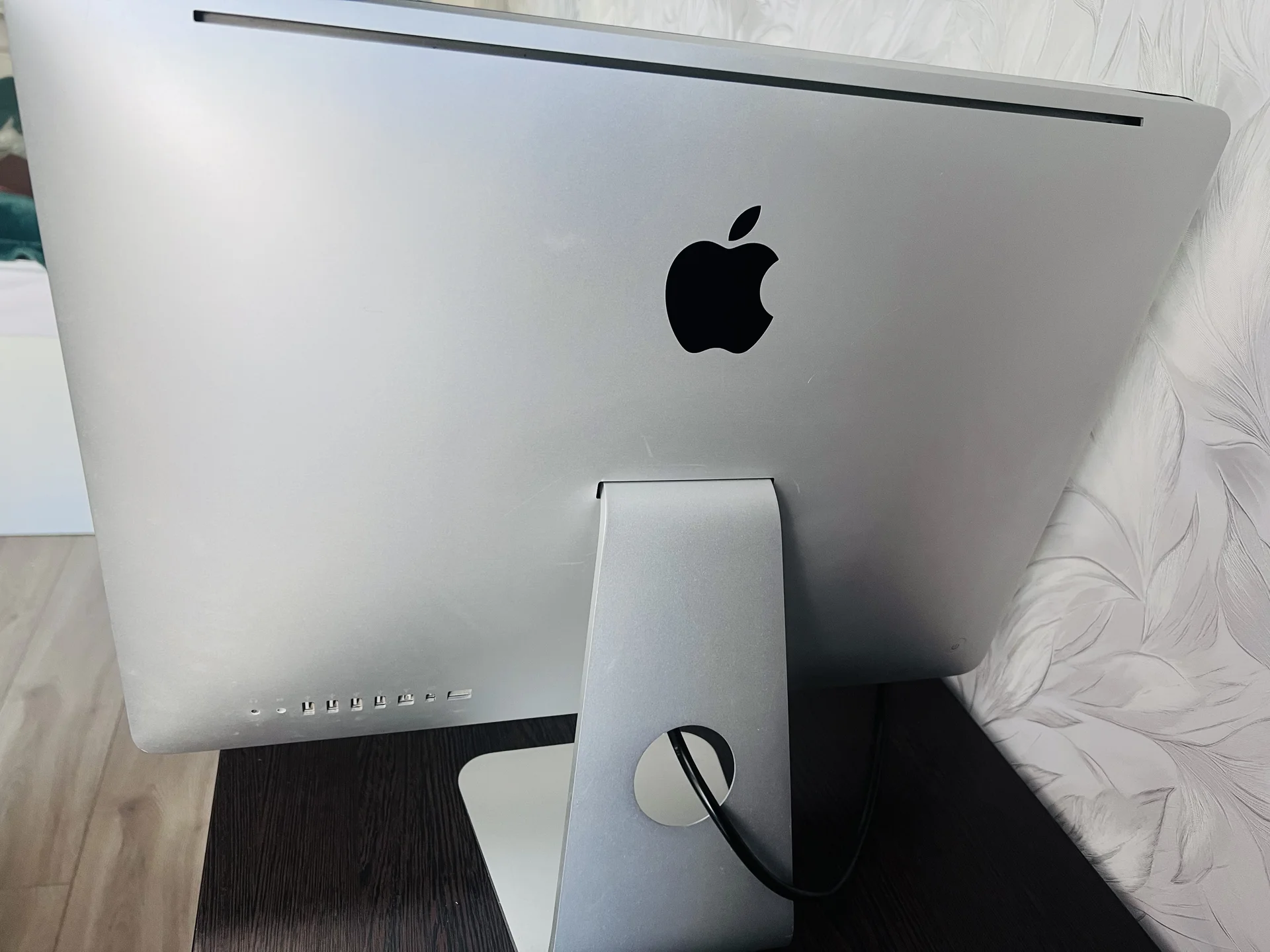 iMac 21.5 2010 моноблок - миниатюра 2