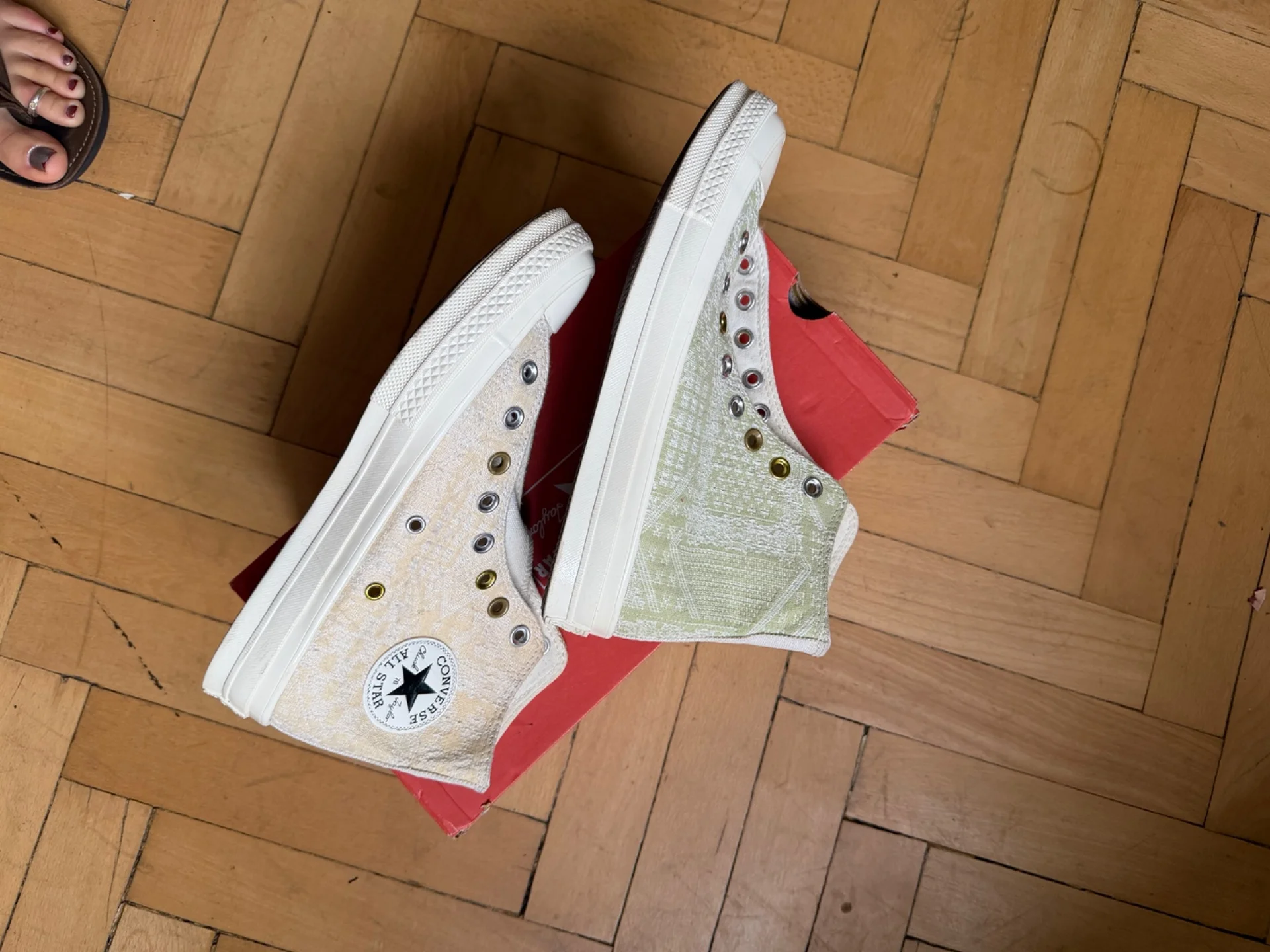Converse Men's Chuck 70 Bandana Jacquard Sneakers - изображение 1