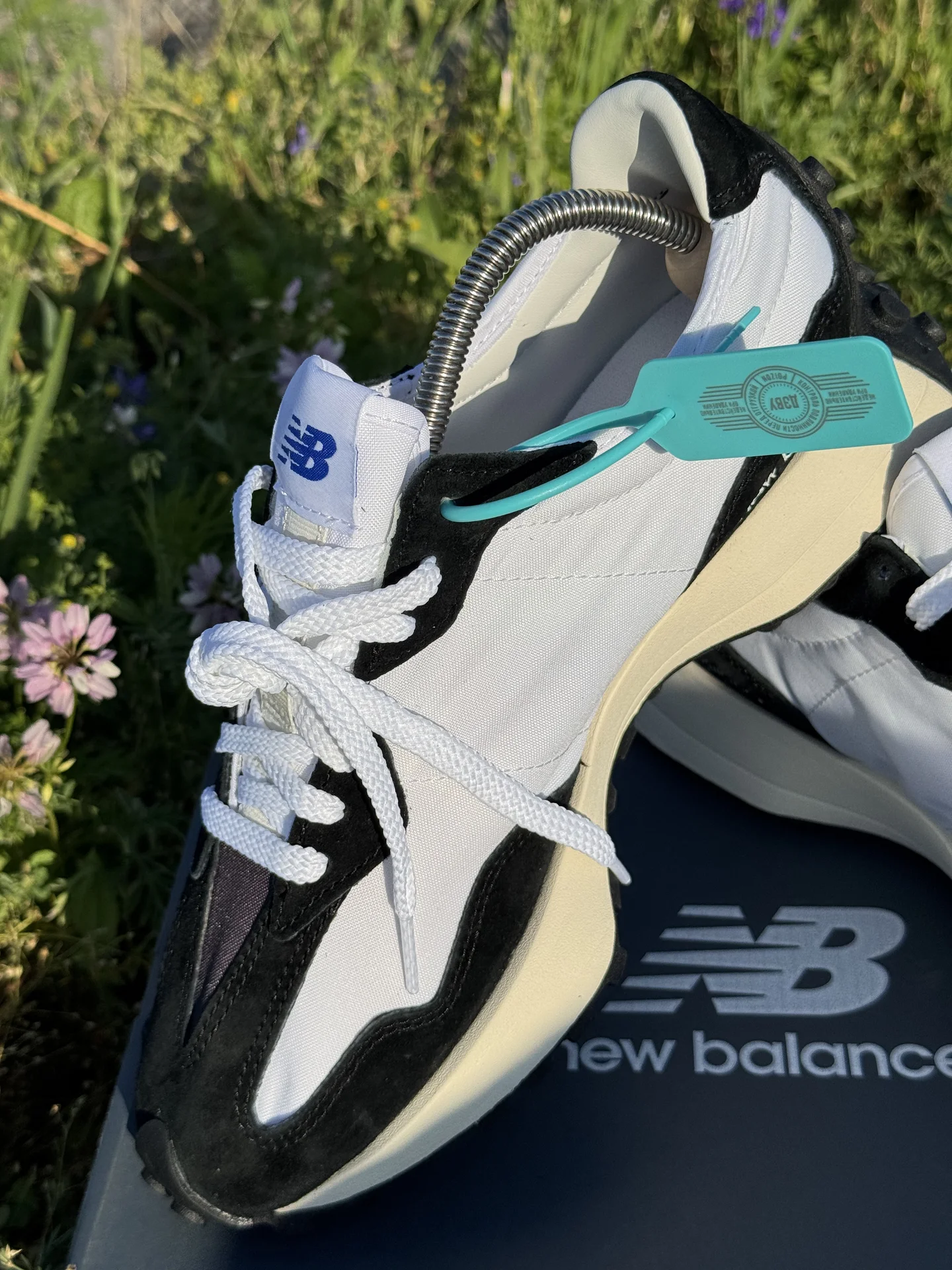 Кроссовки New Balance 327 Оригинал - миниатюра 2