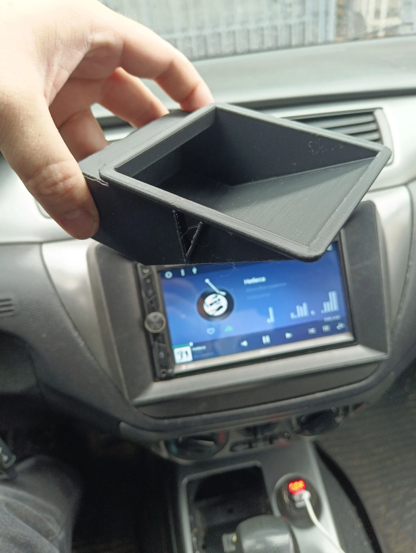 Пепельница mitsubishi lancer 9 - миниатюра 4