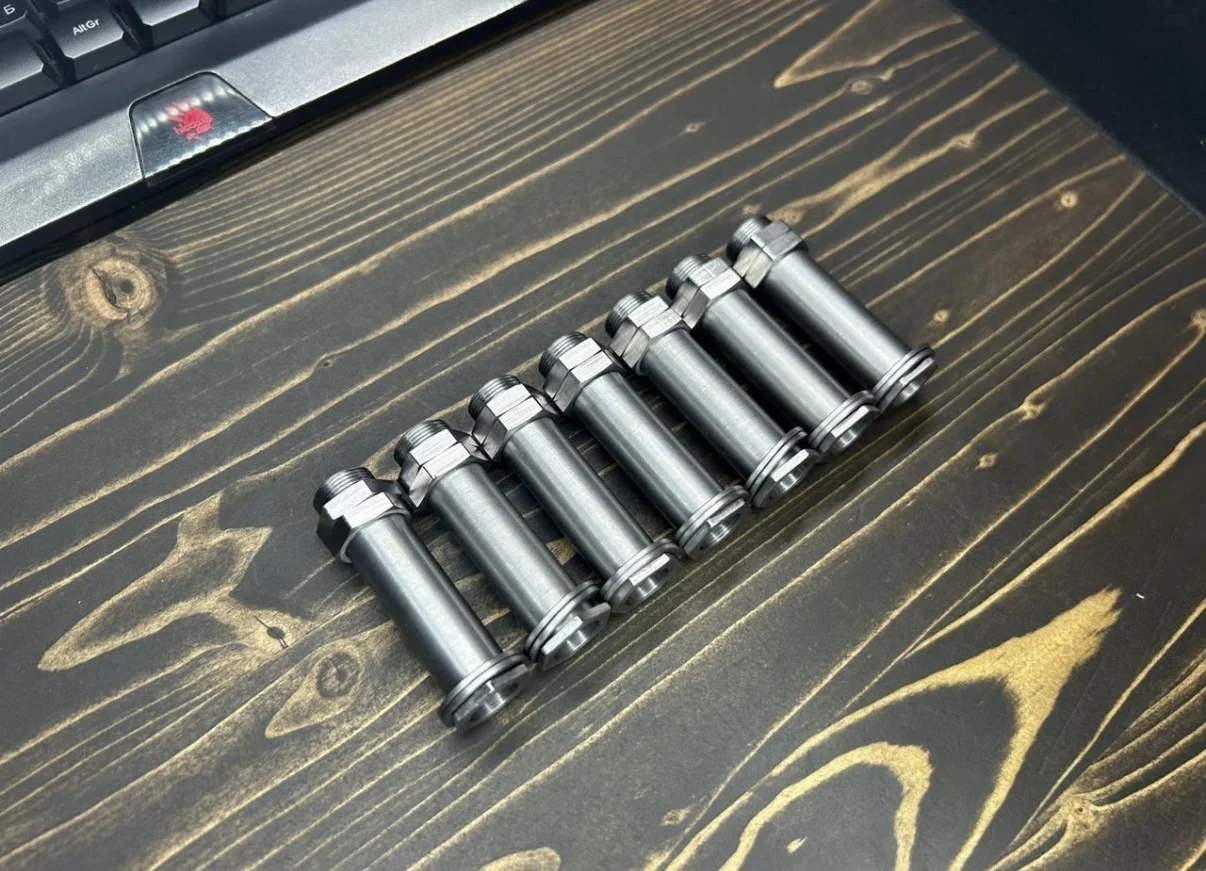 Втулки зеркал BMW F10, G01, G11, G12, G20, G30 - миниатюра 2