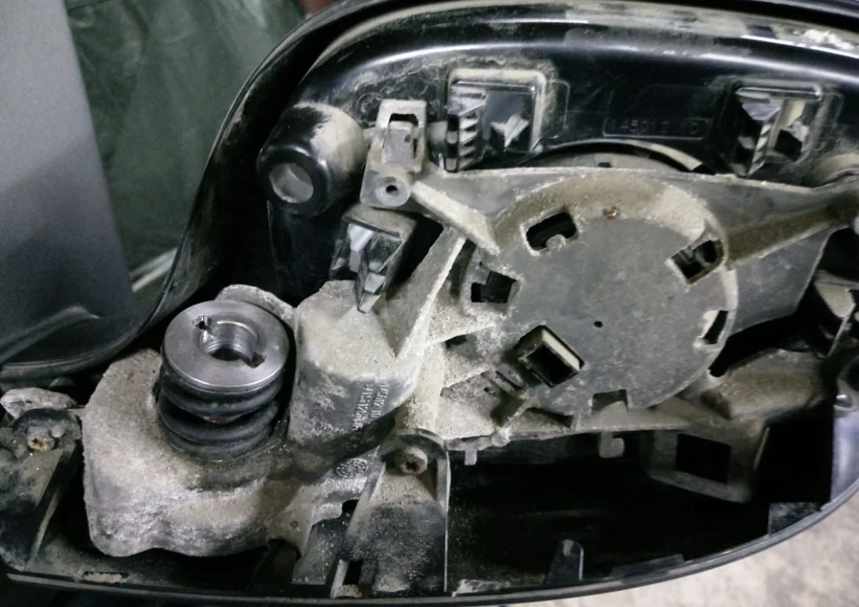 Втулки зеркал BMW X1 E84, X3 E83 рест, X3 F25, X4 - миниатюра 6