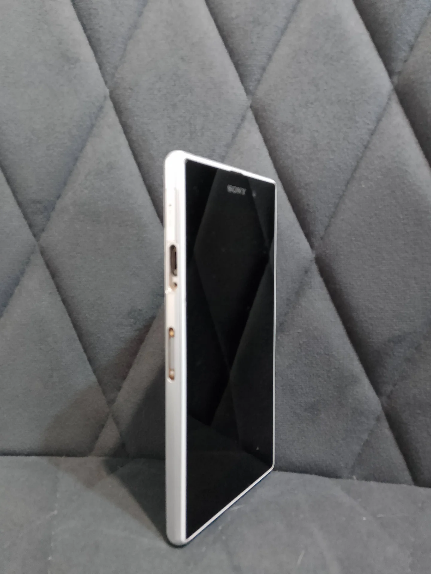 телефон sony Xperia z3 - миниатюра 6