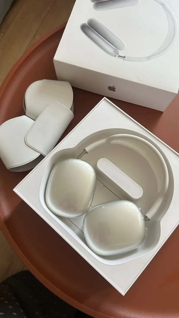 Наушники Apple AirPods Max - изображение 1
