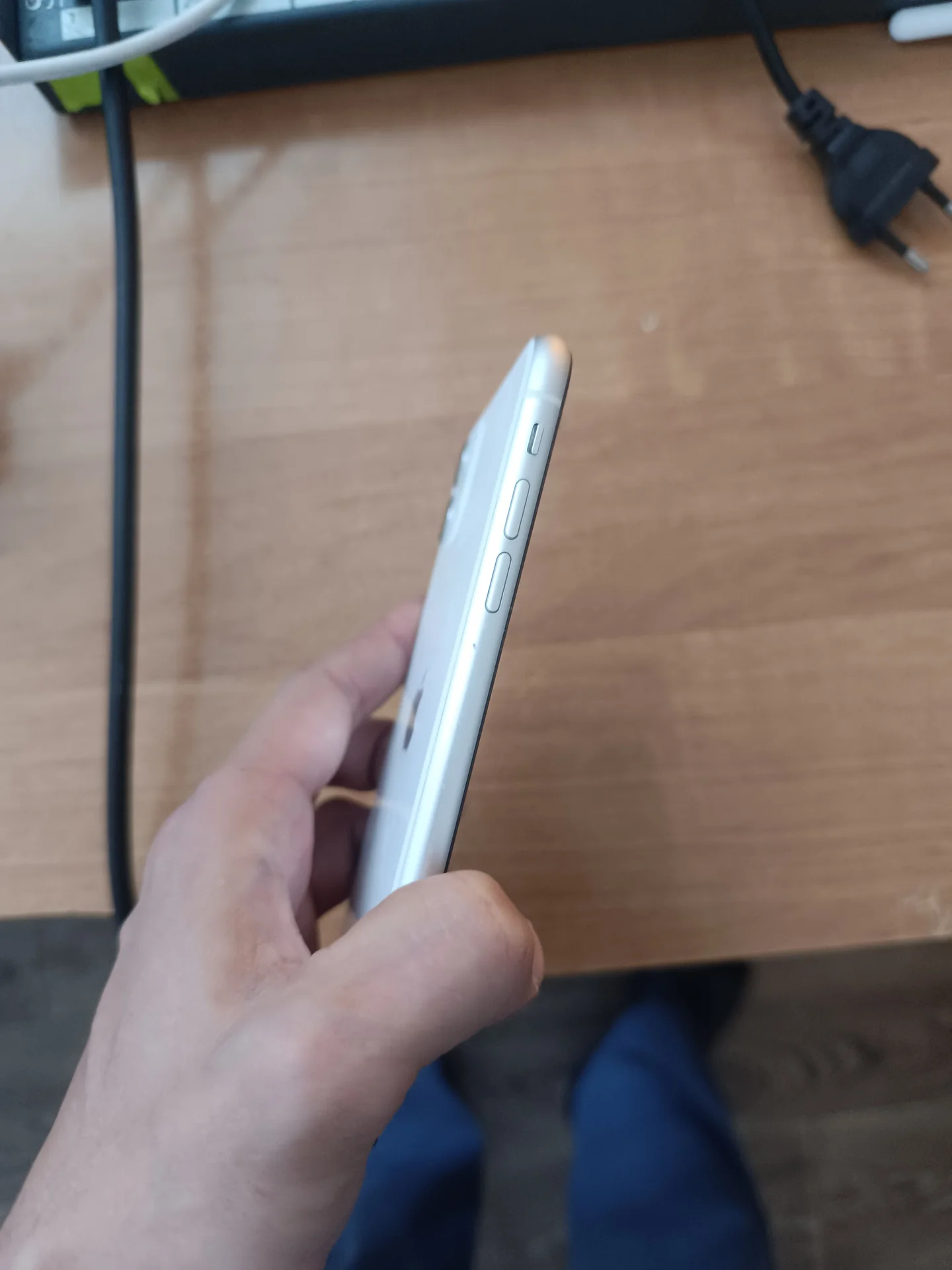 iPhone 11 - миниатюра 3