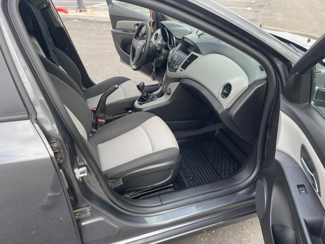 Chevrolet Cruze - миниатюра 8