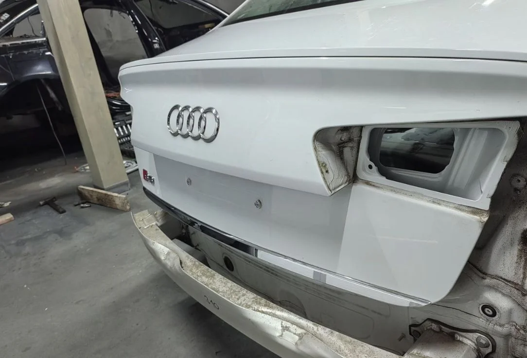 Audi S6 C7 крышка с оригинальным спойлером LS9R - миниатюра 2
