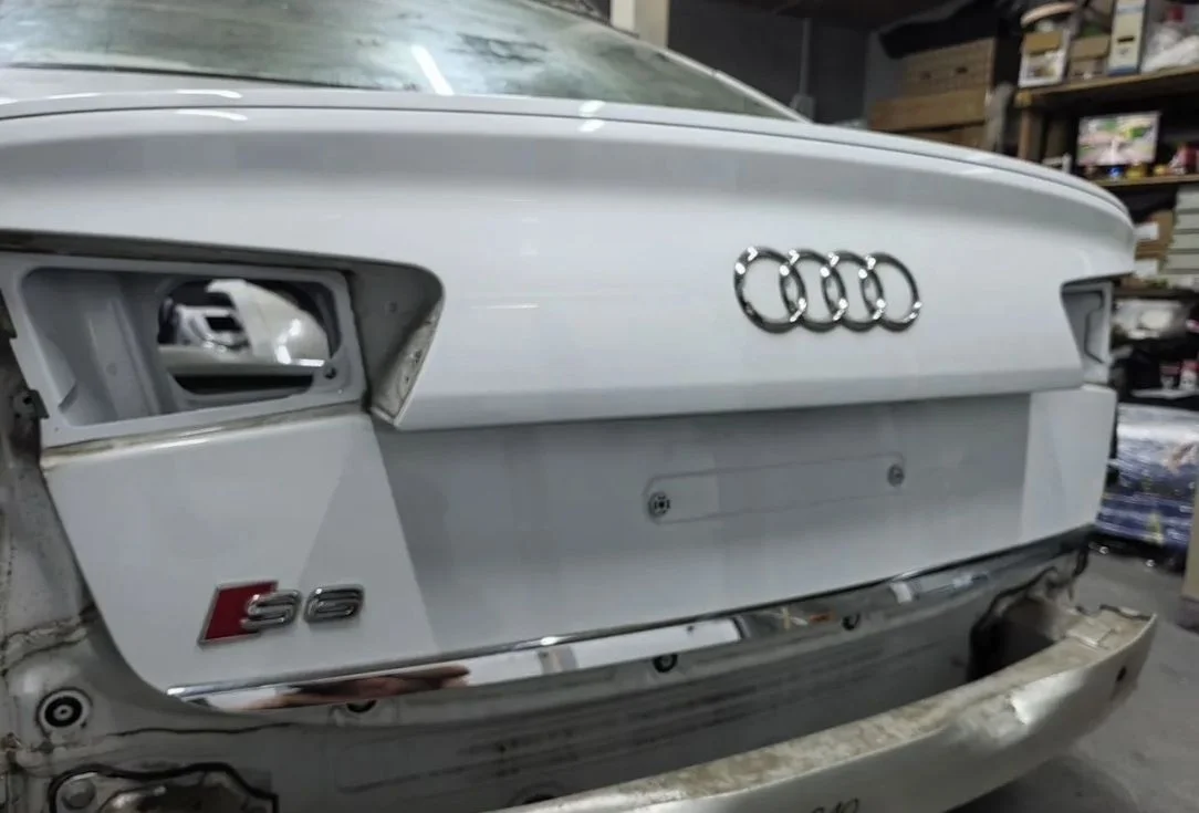 Audi S6 C7 крышка с оригинальным спойлером LS9R - миниатюра 3