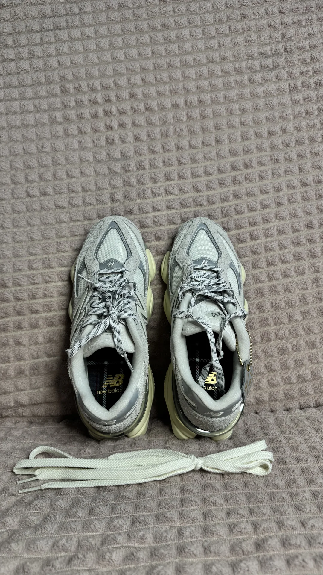 Кроссовки New balance 9060 оригинальные - миниатюра 2