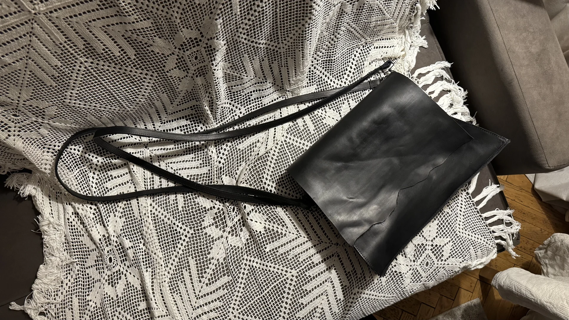 Авангардная сумка через плечо как Guidi - миниатюра 6