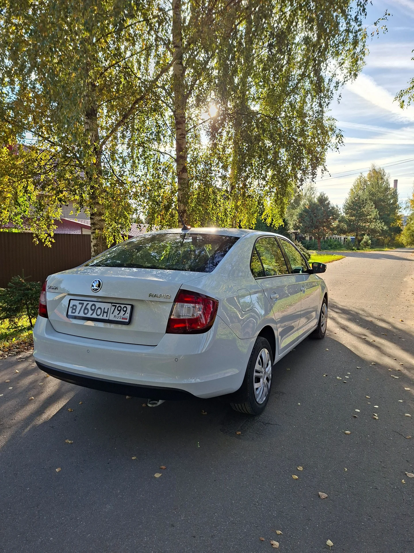Skoda Rapid - миниатюра 9