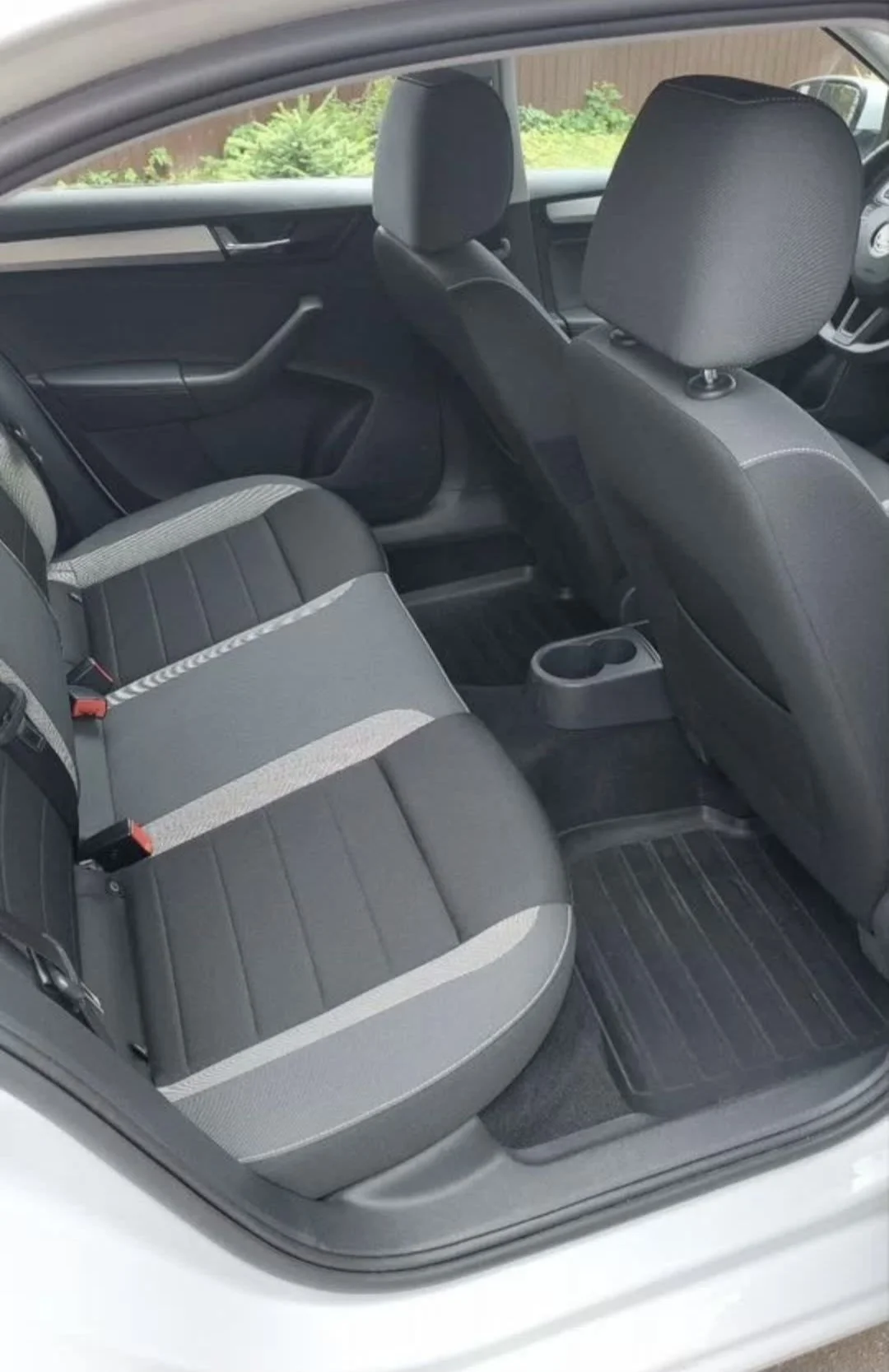 Skoda Rapid - миниатюра 9