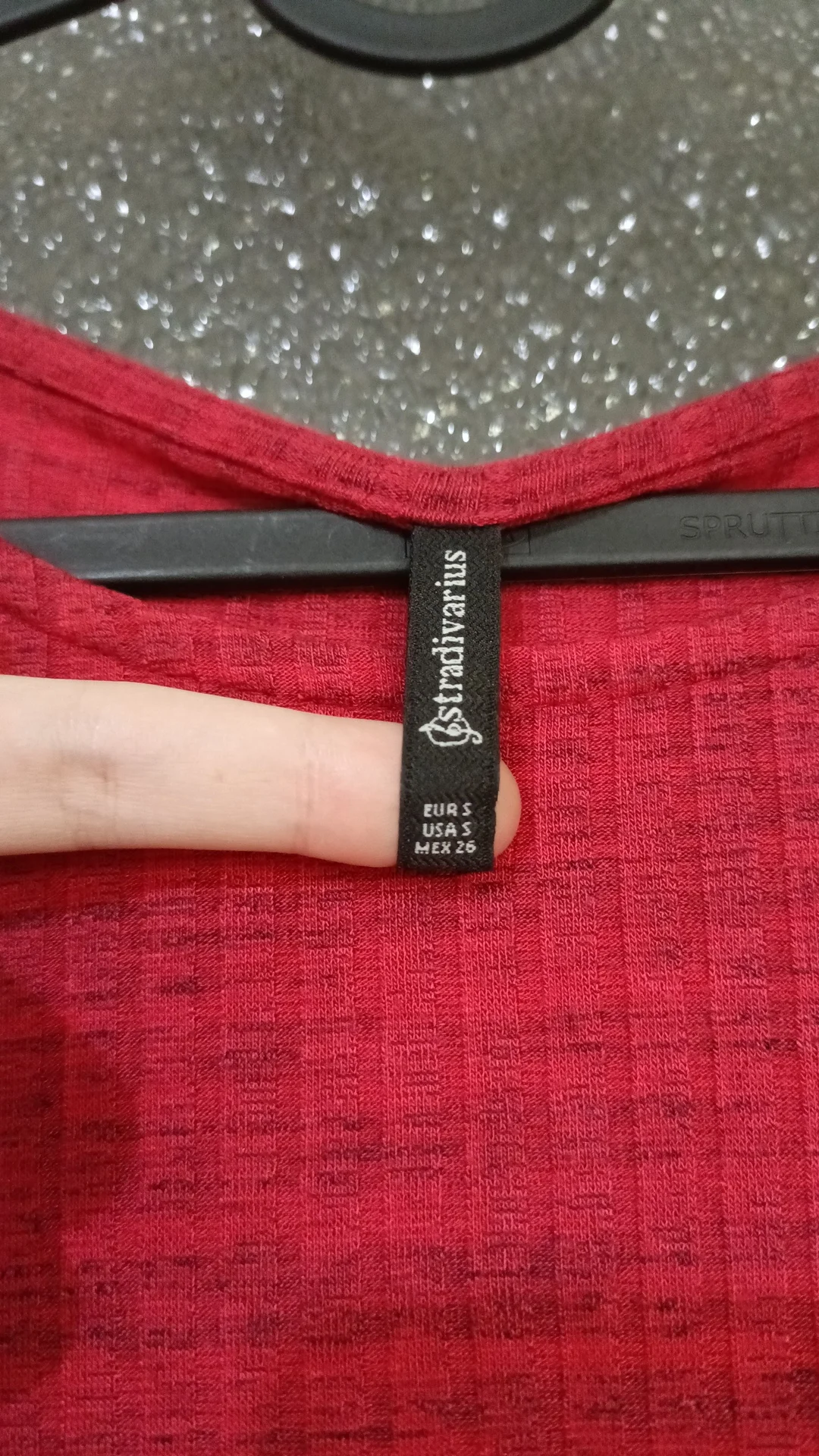 Красное платье stradivarius - миниатюра 3