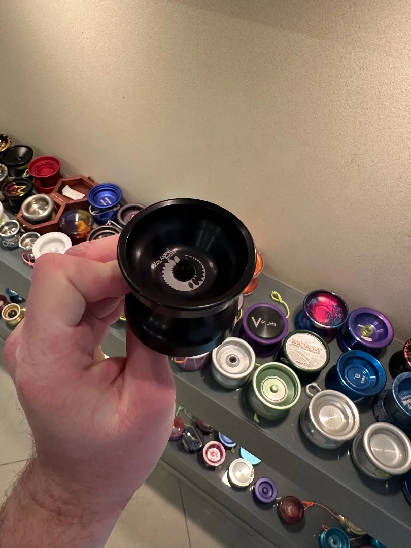String theory yo-yos Lotus - изображение 1