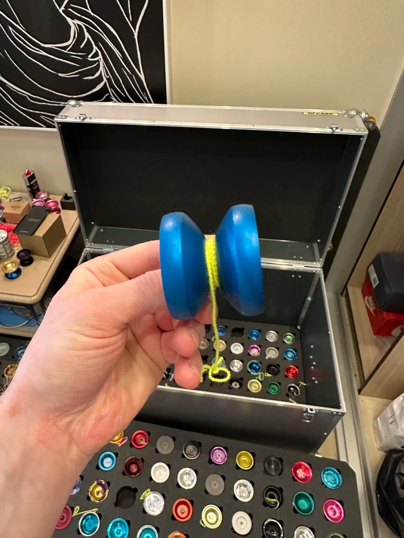 Yoyo Hspin Beysick 44 clash - миниатюра 2