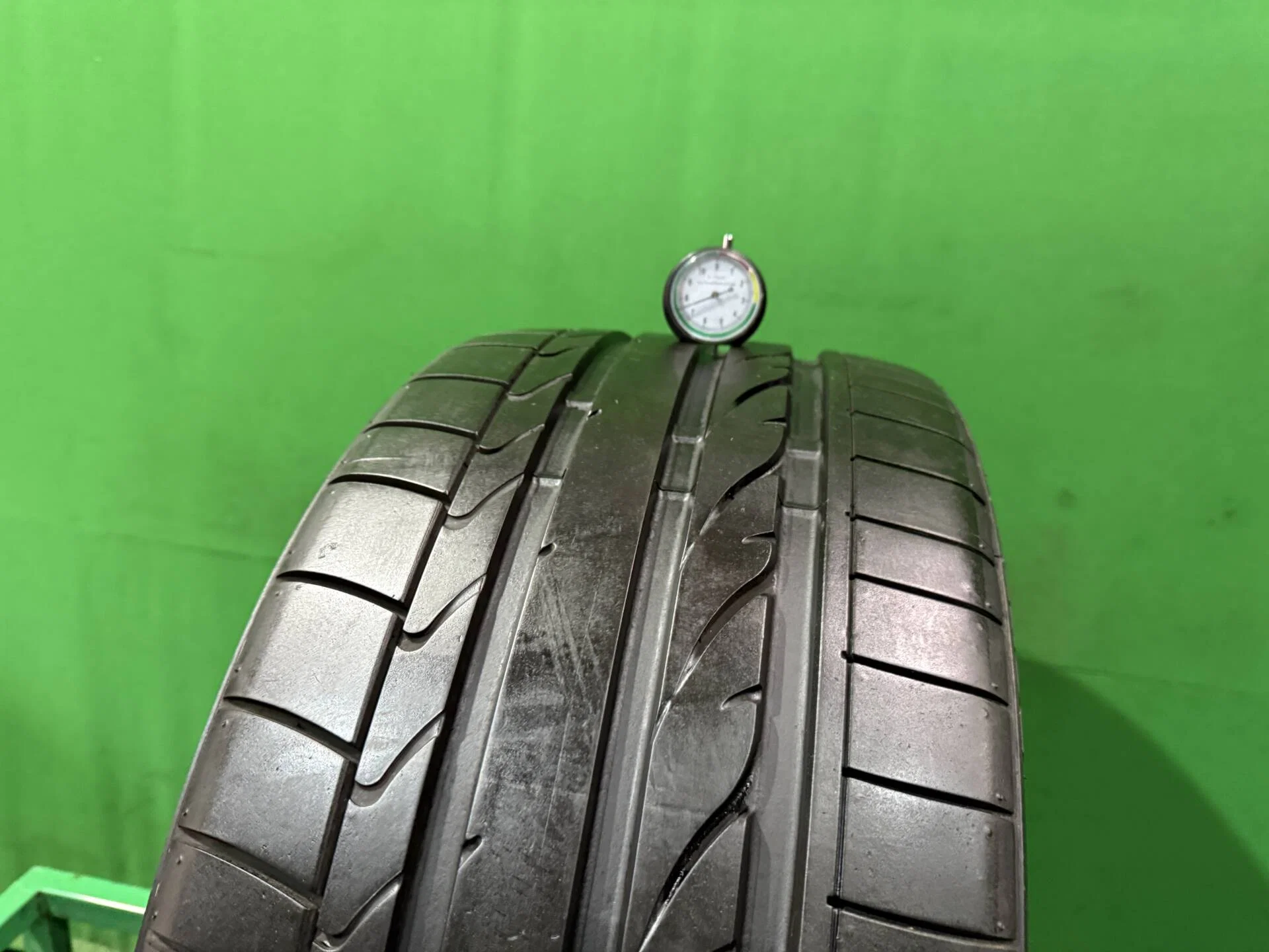 275/30 R20 дюймов Bridgestone Potenza RE050A летние - миниатюра 7