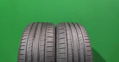 Pirelli P Zero PZ4 255/35 R20 93Y