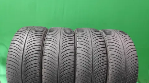 235/45 R18 Michelin Pilot Alpin 5 зимние нешипованные