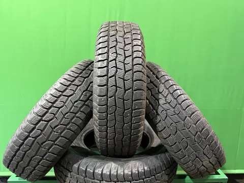 245/75 R17 дюймов Cooper Discoverer Snow Claw зимние шипованные
