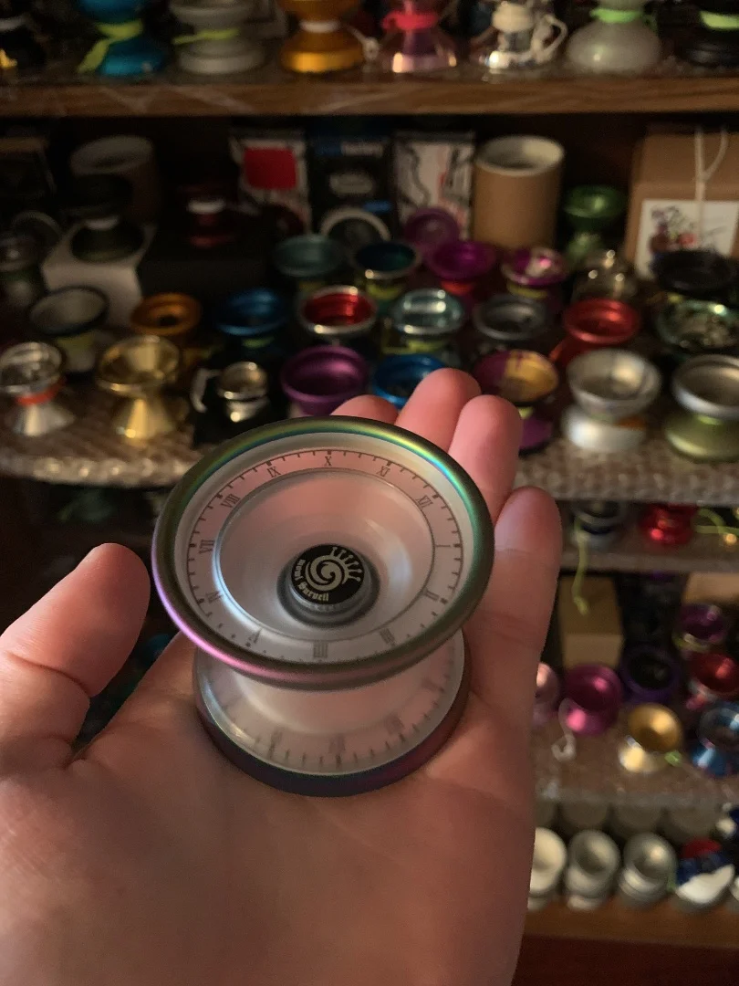 Yoyo Mowl Surveil - изображение 1