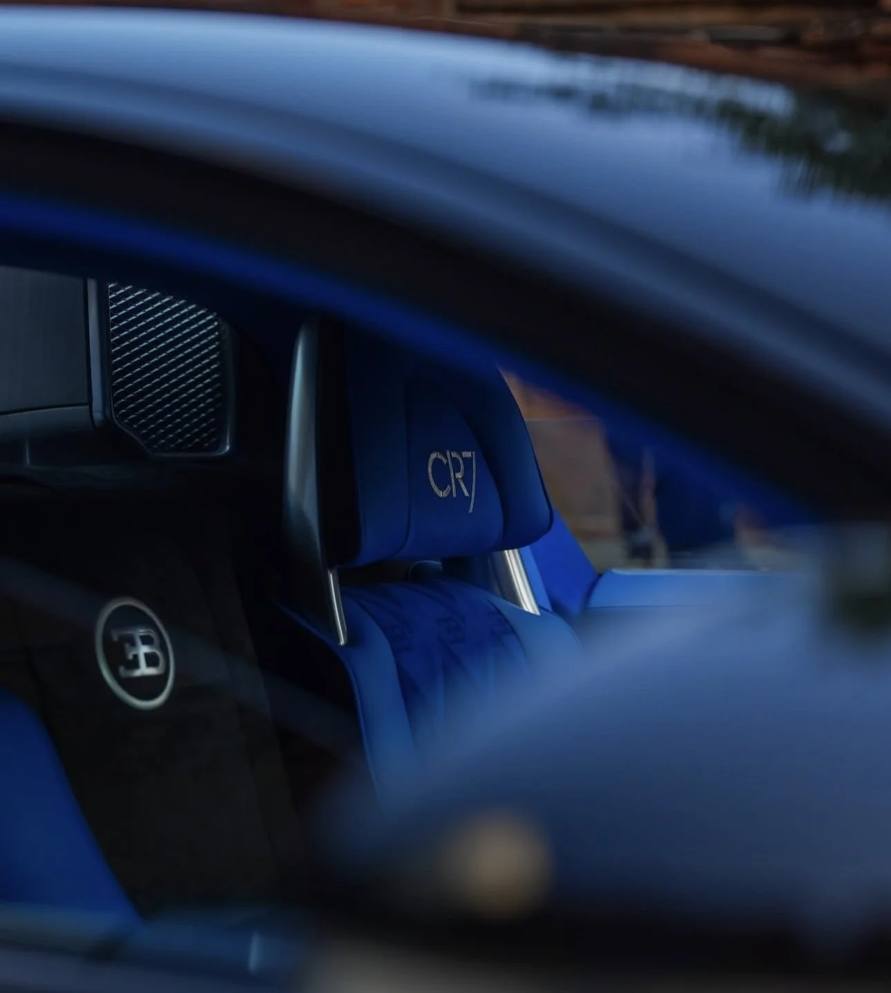 Bugatti Veyron CR7 - миниатюра 4