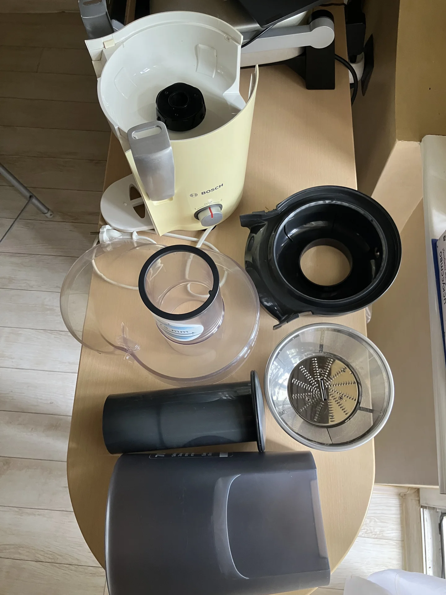 Соковыжималка Bosch - миниатюра 4